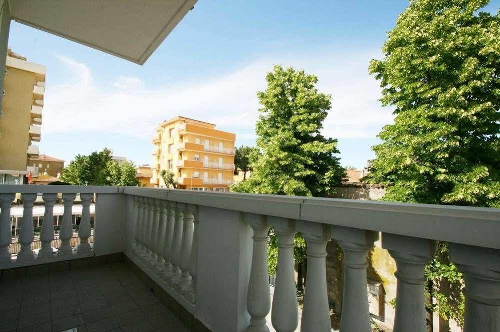 Residence Mimosa Rimini Dış mekan fotoğraf